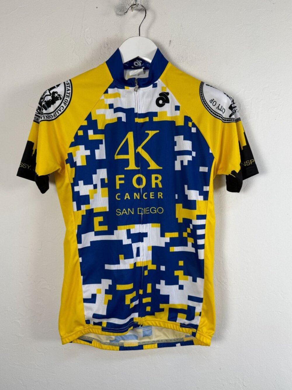 Champion System 4K For Cancer San Diego Cycling Jersey Yellow Blue Camo Medium